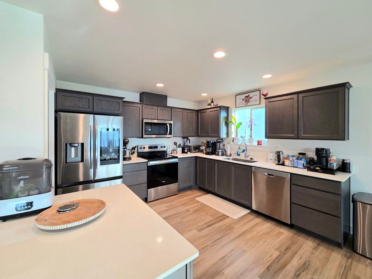 2330 Noah St Se - Photo 4 of 19