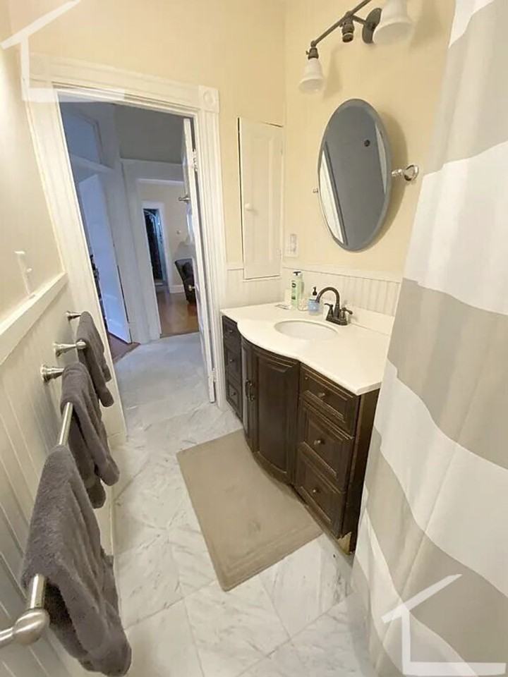 37 Ridgemont St - Photo 6 of 21