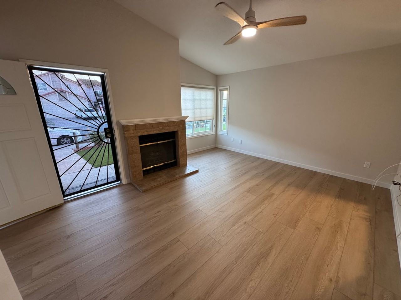 2491 Saint Anne Dr - Photo 3 of 18