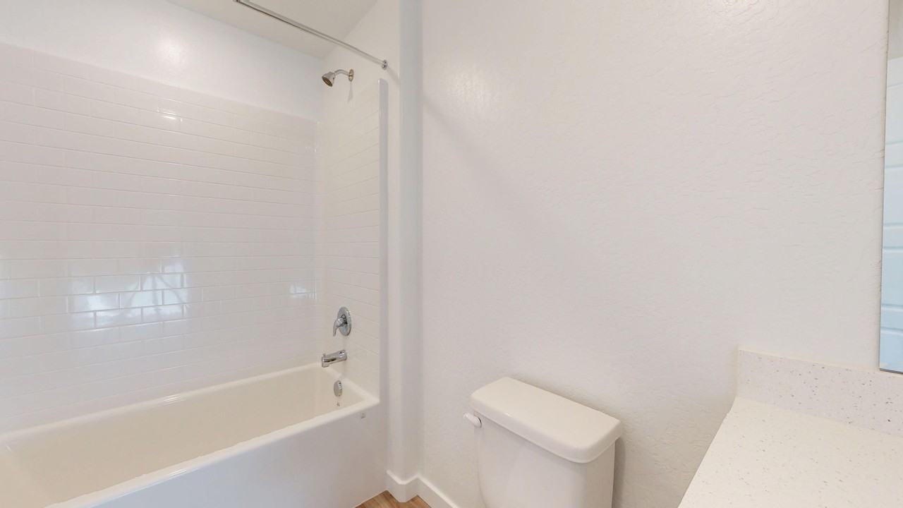 4469 Buckingham Ave - Photo 7 of 17