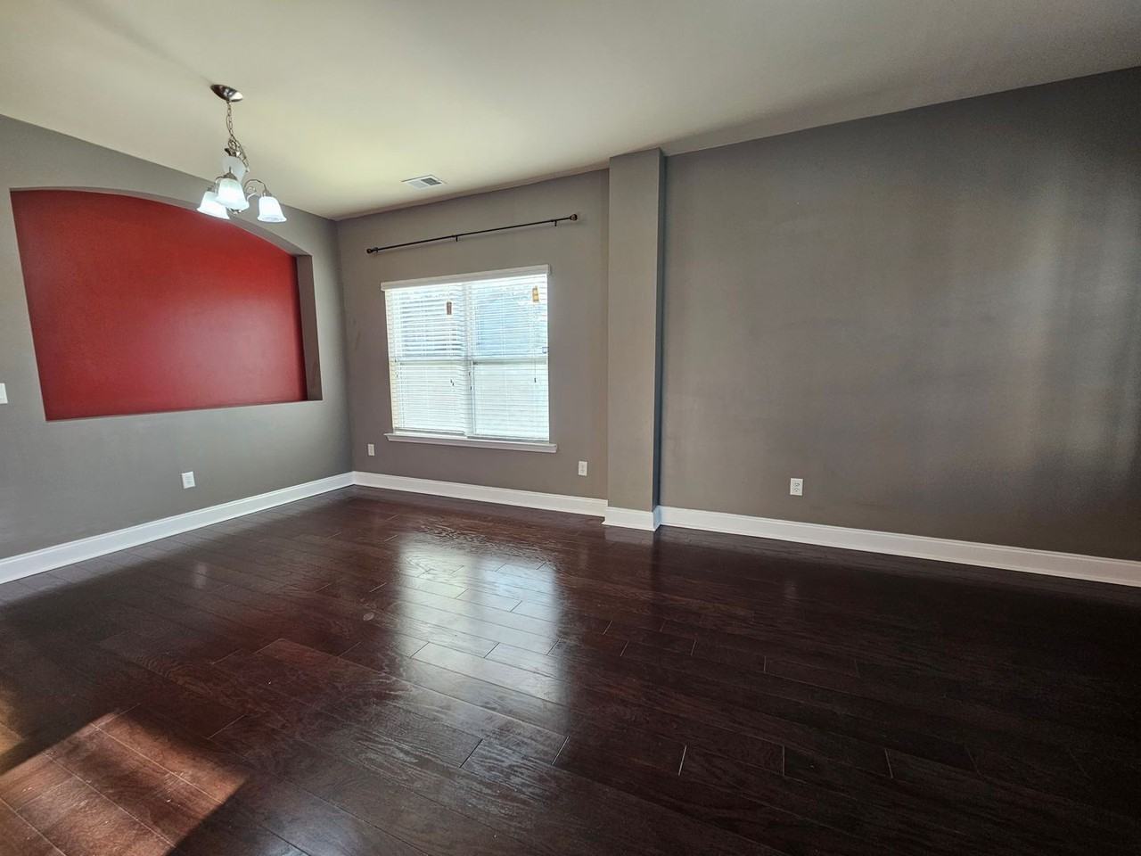 117 Bartram St - Photo 5 of 29