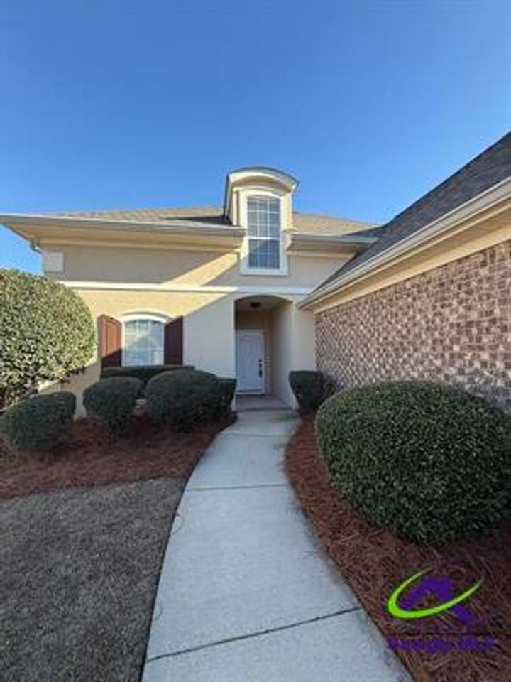 103 Huntington Way - Photo 2 of 26