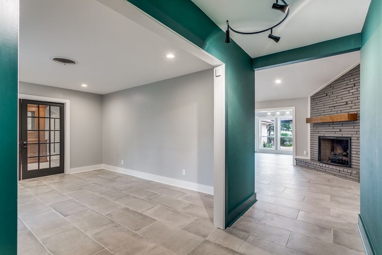 209 Glentower Dr - Photo 6 of 36