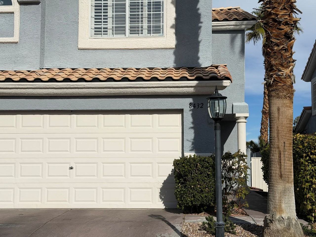 8432 Pacific Fountain Ave - Photo 2 of 38