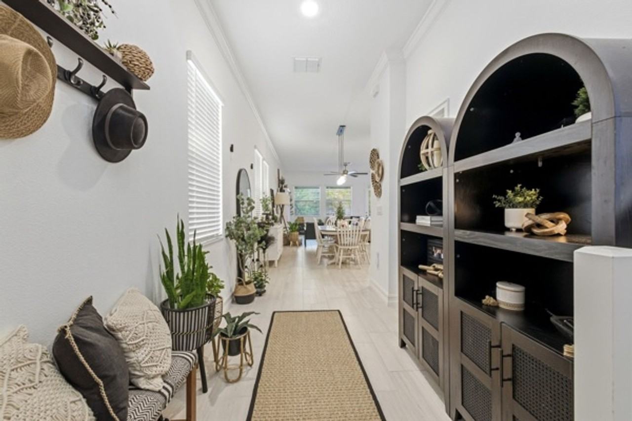 7410 S Faul St - Photo 4 of 43