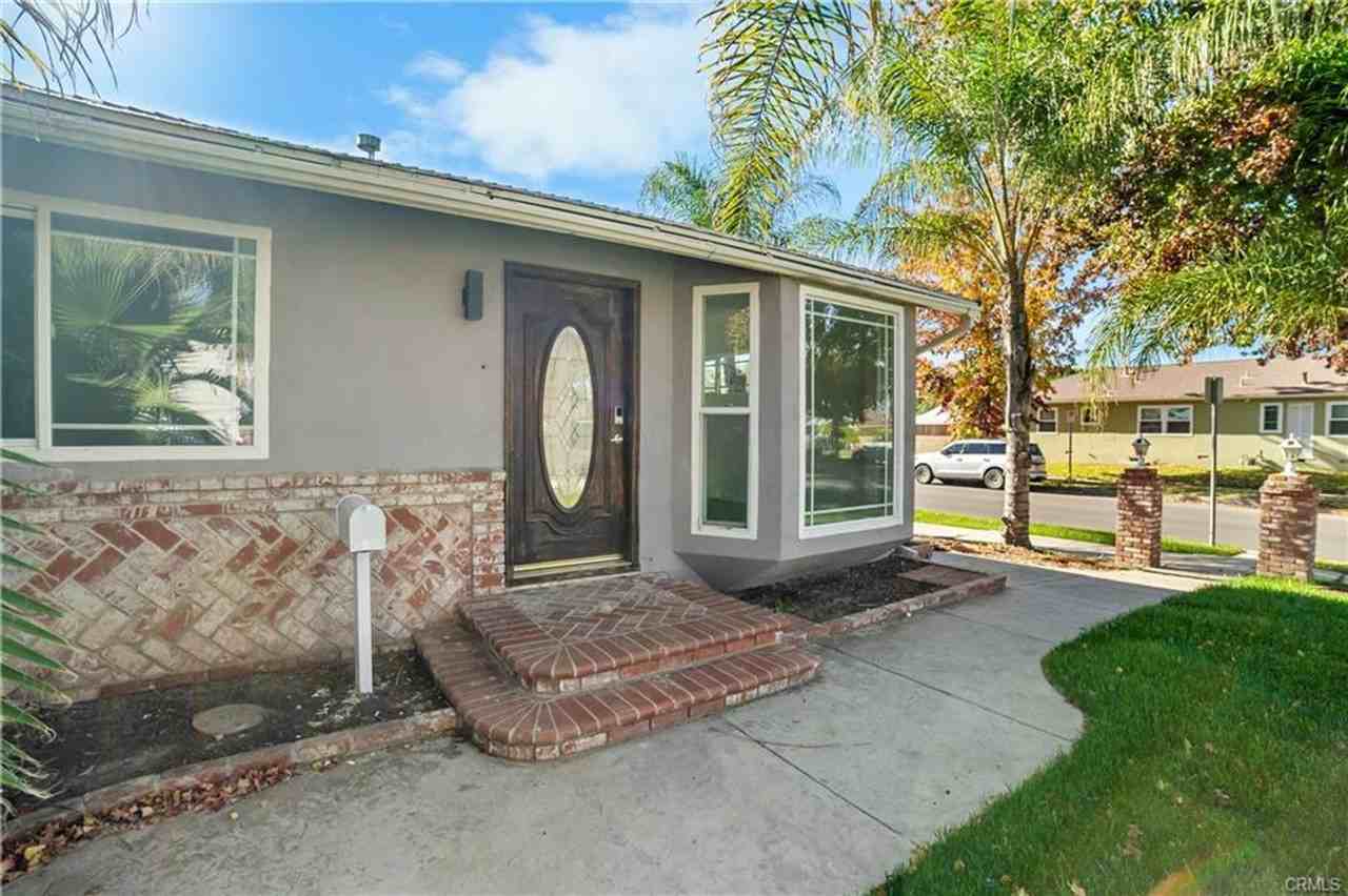 20554 Valerio St - Photo 2 of 11