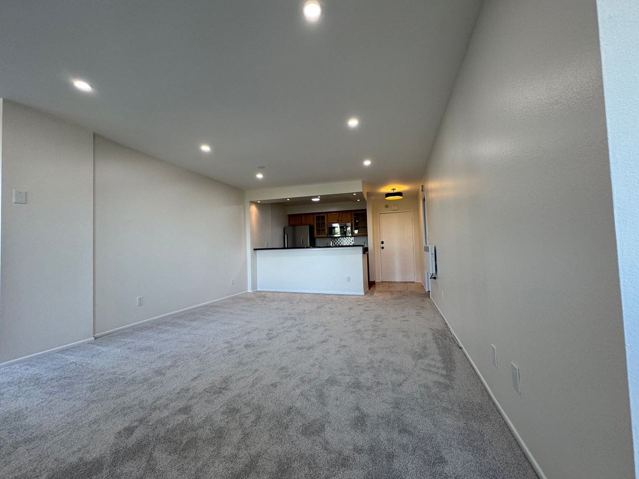 28121 Highridge Rd #406 - Photo 4 of 23