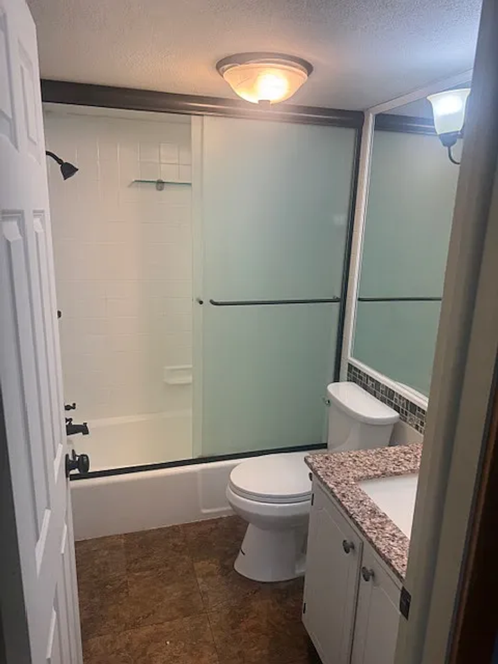 4407 Wilshire Blvd #206 - Photo 4 of 7