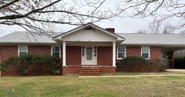 featured image of 1468 Williams Cove Rd