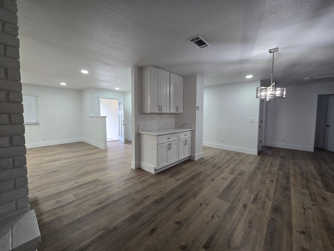 2329 Michael Cir - Photo 6 of 27