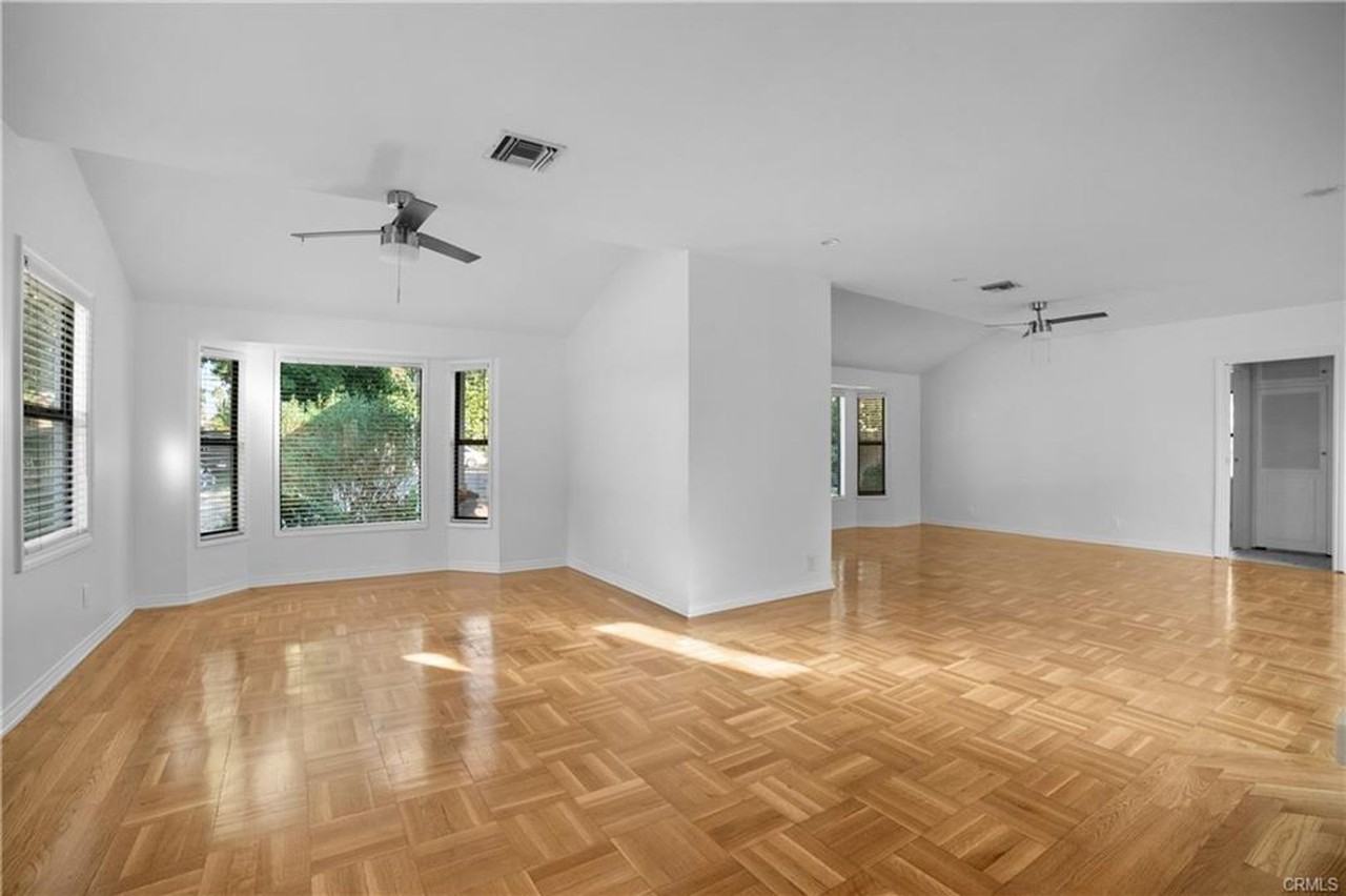 7225 Forbes Ave - Photo 6 of 17