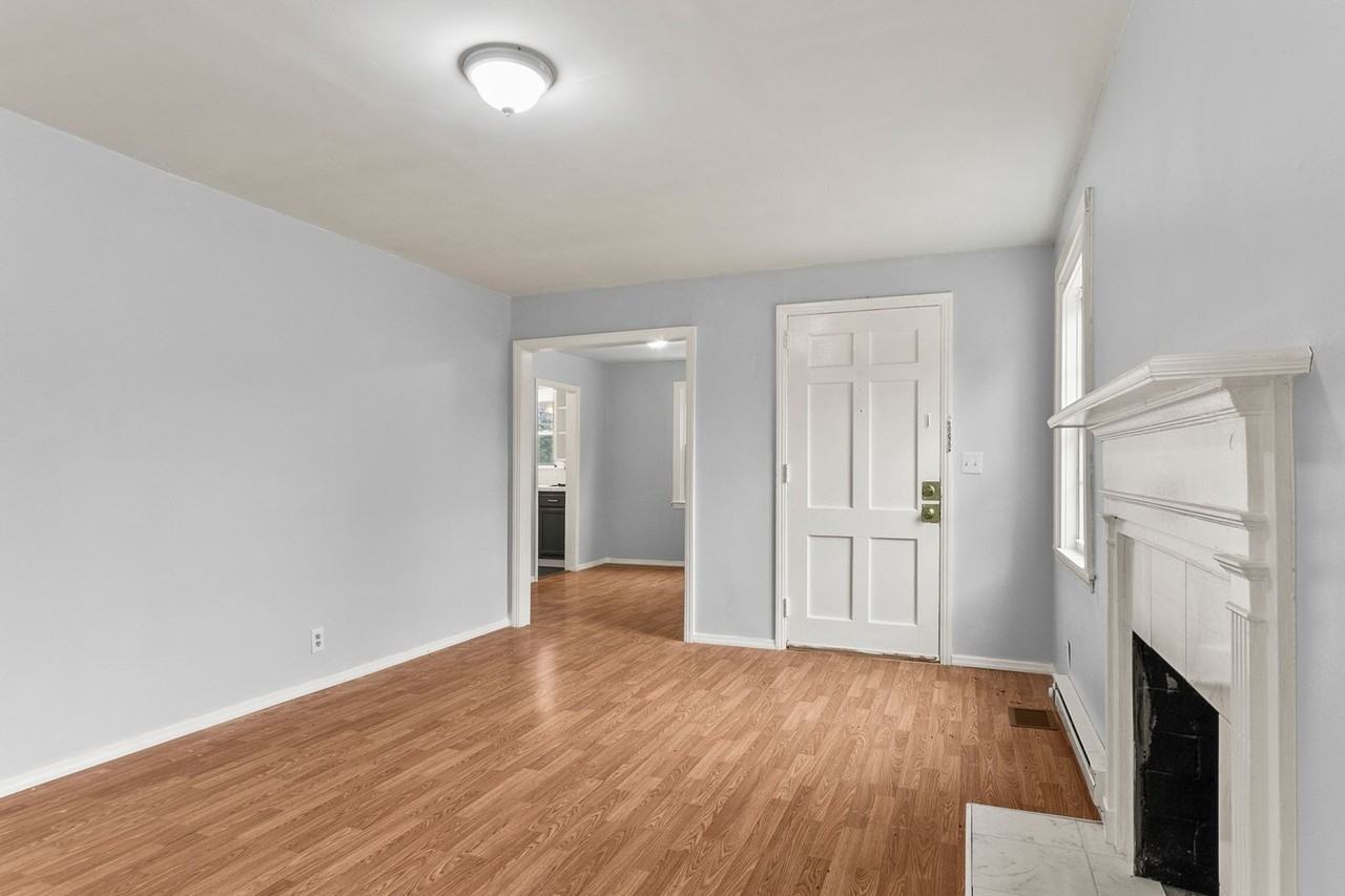 114 Circlewood - Photo 5 of 20