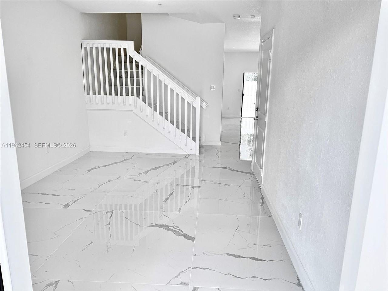 15903 Sw 2nd Pl - Photo 2 of 20