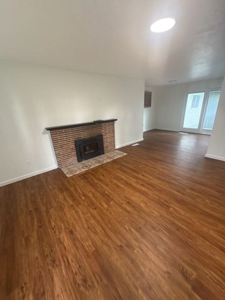 FOR RENT 3bd/ 1ba – 1511 N Harmon Ave | Tacoma, WA 98406 - Photo 7 of 11