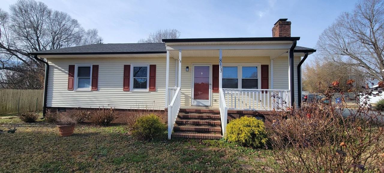 813 Trollingwood Hawflds Rd - Photo 5 of 36