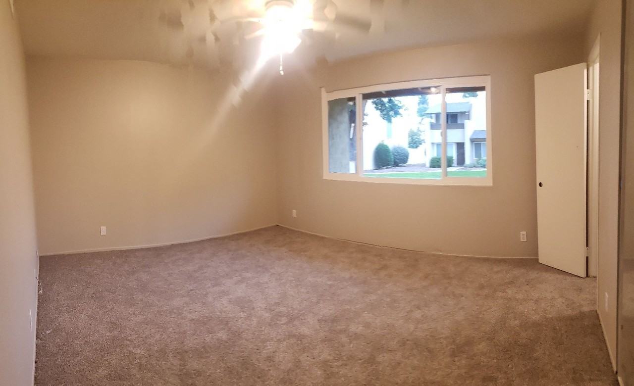 10525 Kerrigan Ct - Photo 5 of 15