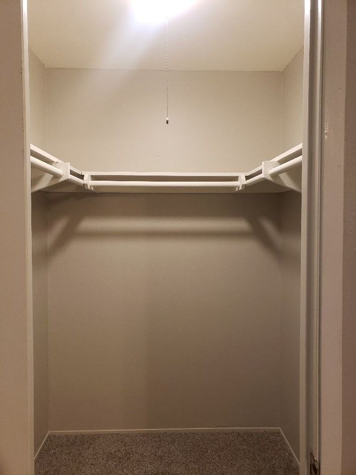 10525 Kerrigan Ct - Photo 7 of 15