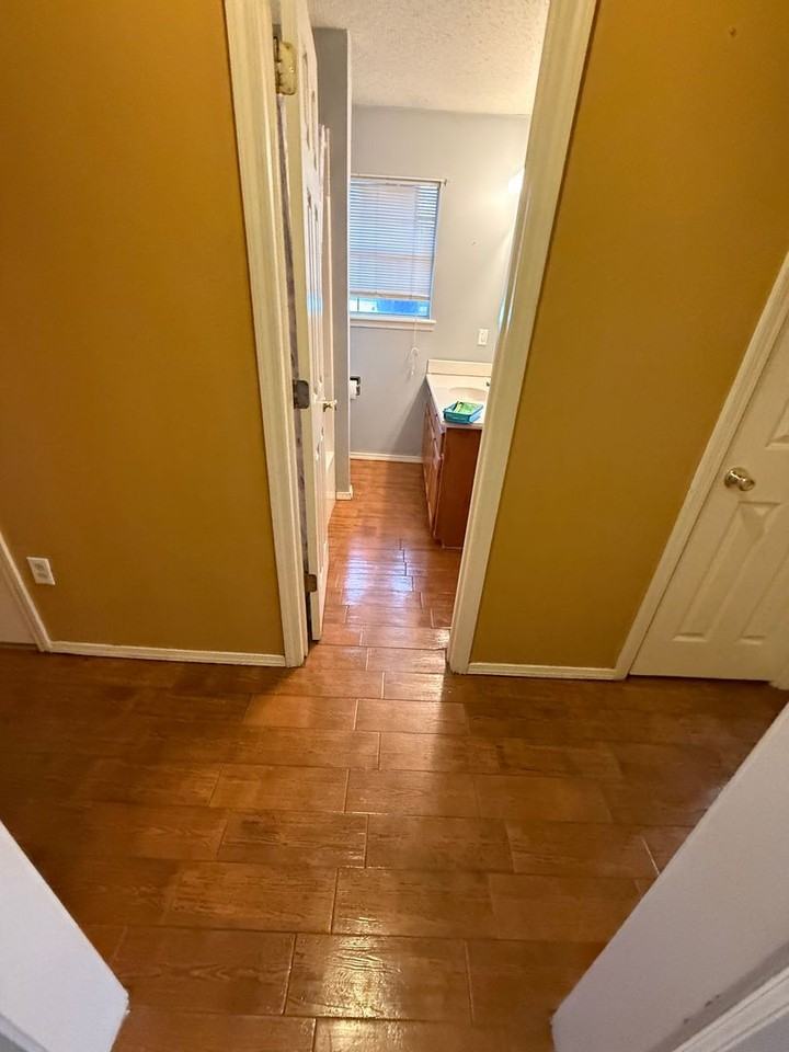 1103 Aspen Ave - Photo 6 of 21