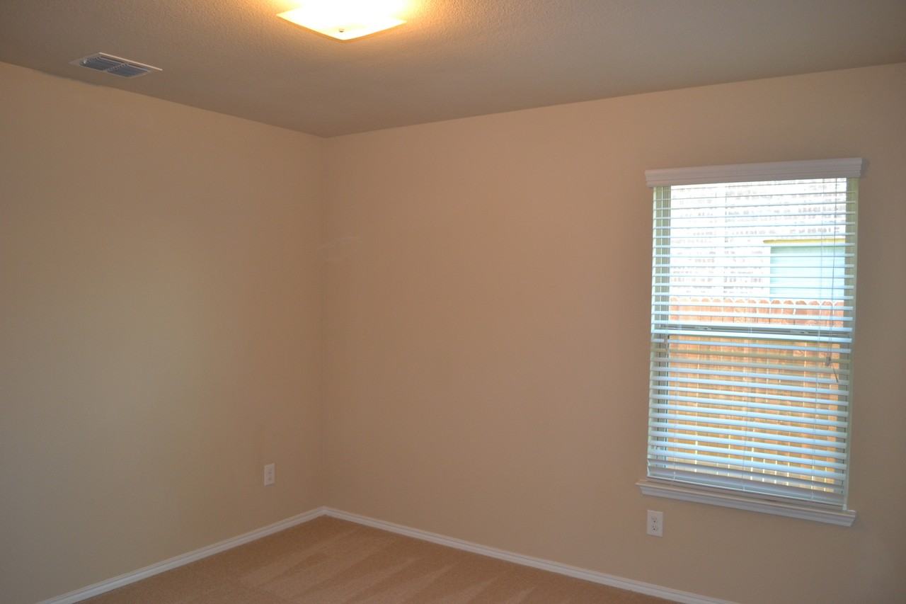 4114 Gaillardia Way - Photo 7 of 24