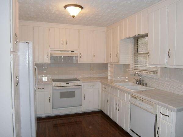 4115 Brownsville Rd - Photo 2 of 8