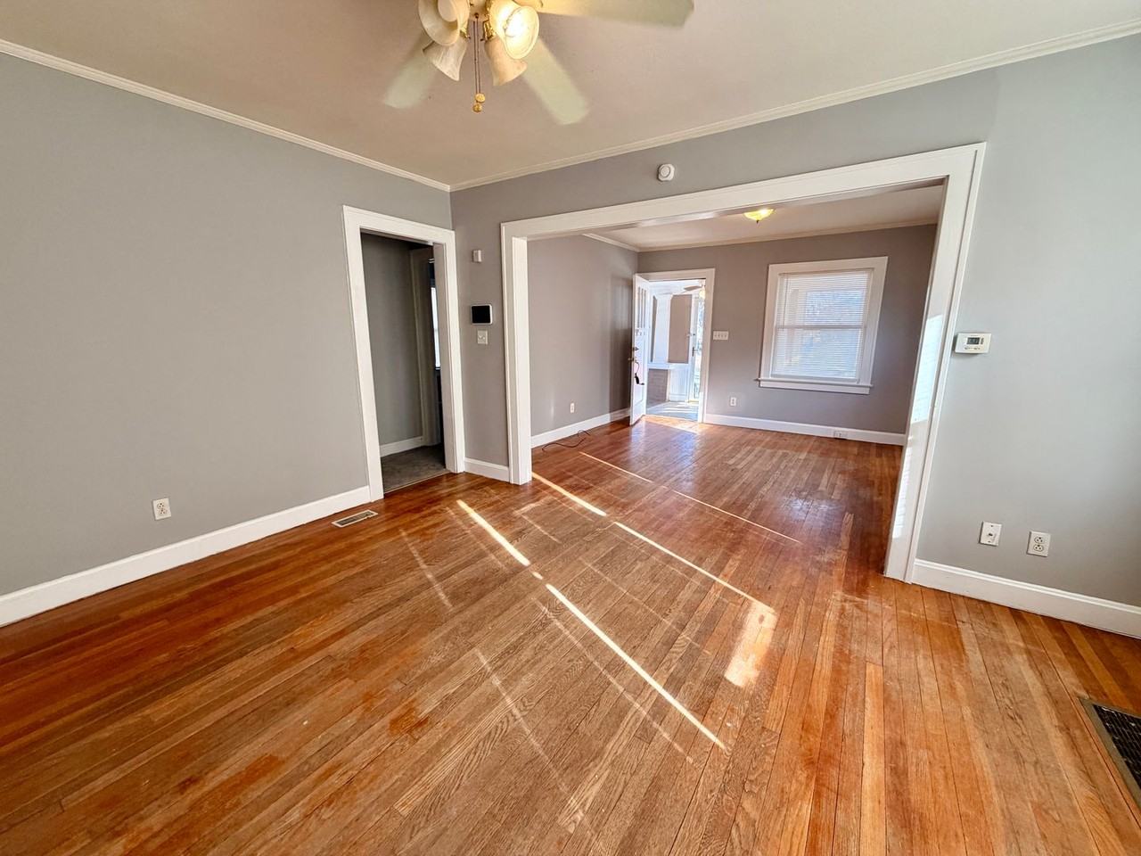 538 S Hardy Ave - Photo 3 of 10