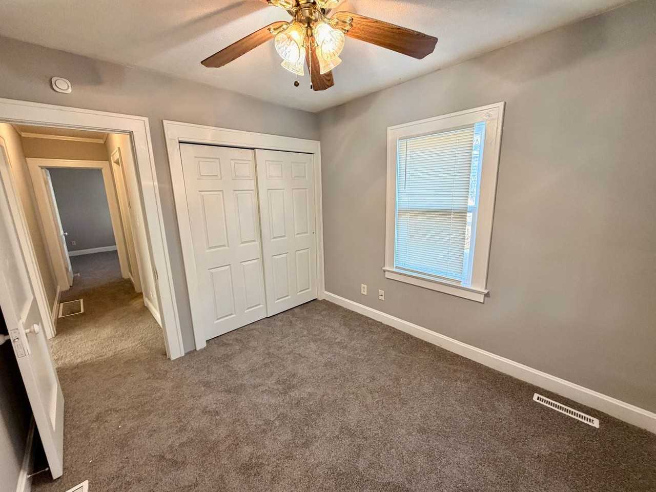 538 S Hardy Ave - Photo 5 of 10