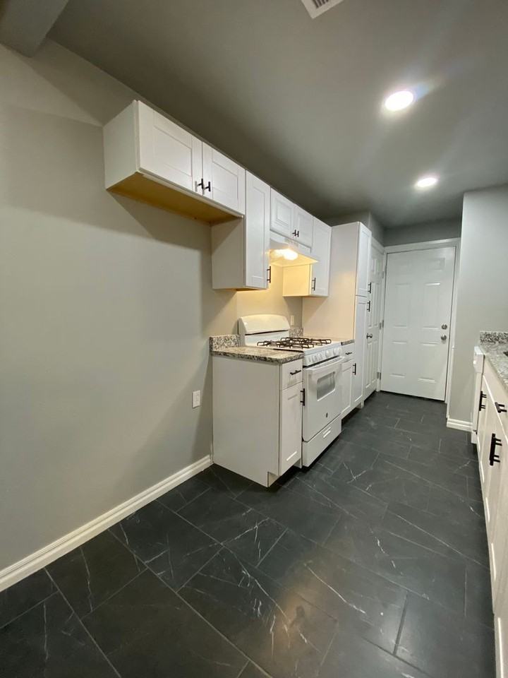 1304 N 73rd East Ave - Photo 5 of 14