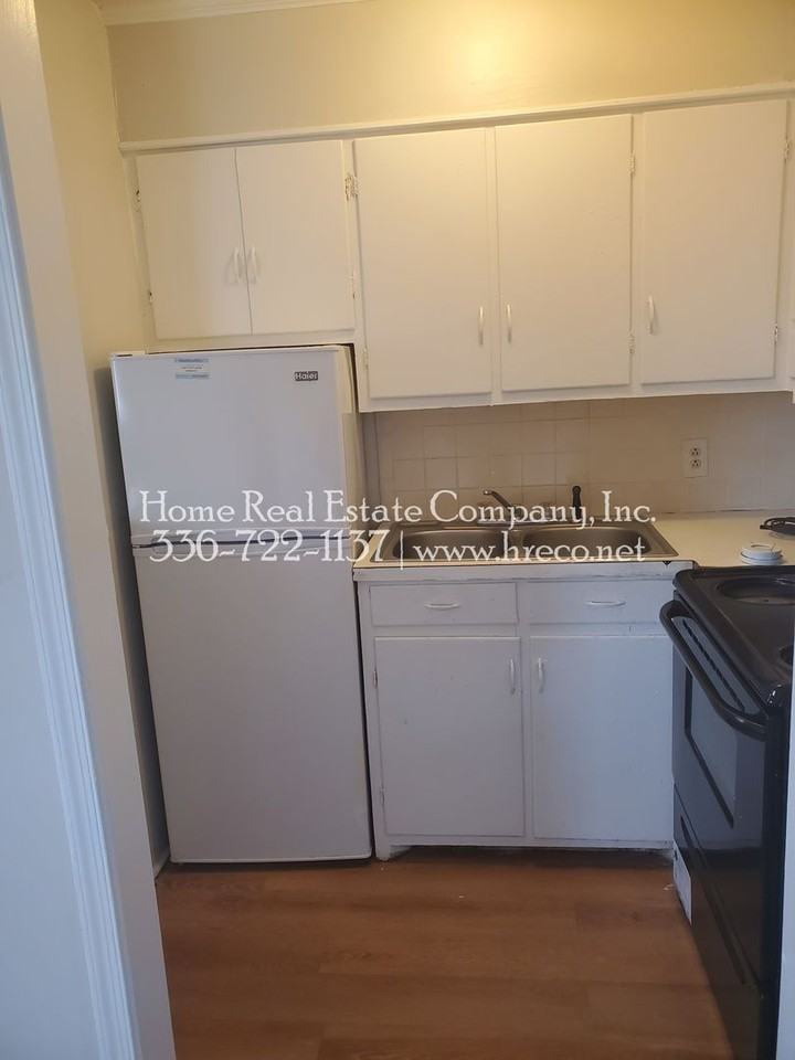 4170 James St #9 - Photo 3 of 7