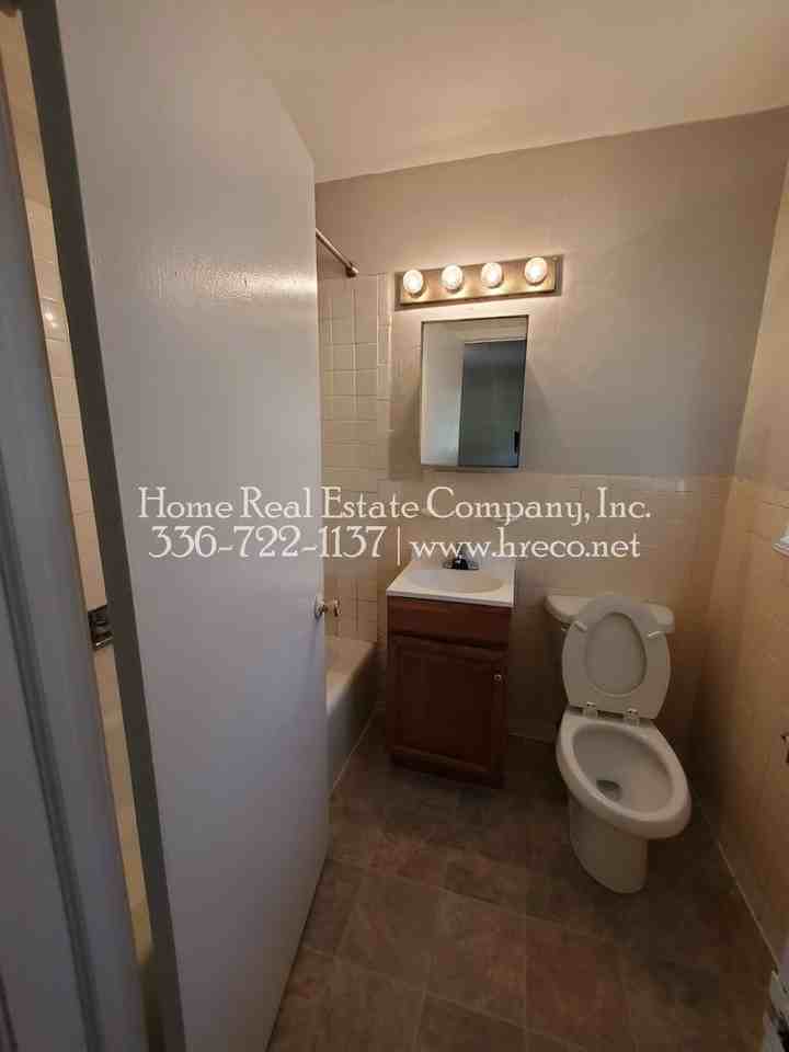 4170 James St #9 - Photo 5 of 7