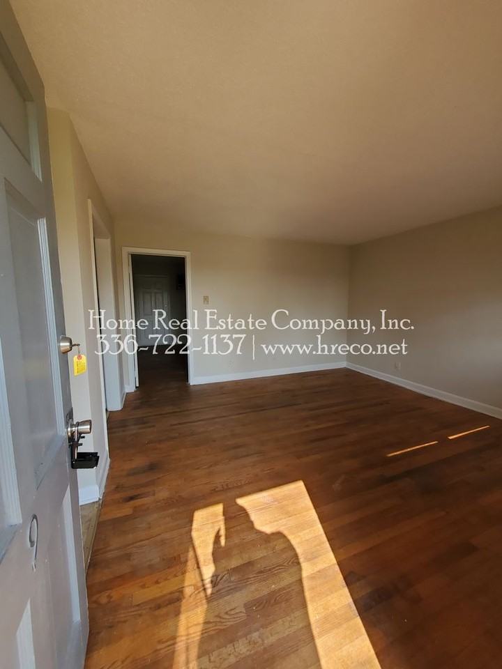 4170 James St #9 - Photo 6 of 7