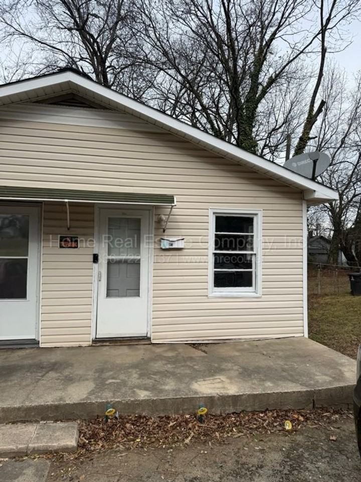 1505 Williamson St - Photo 2 of 7