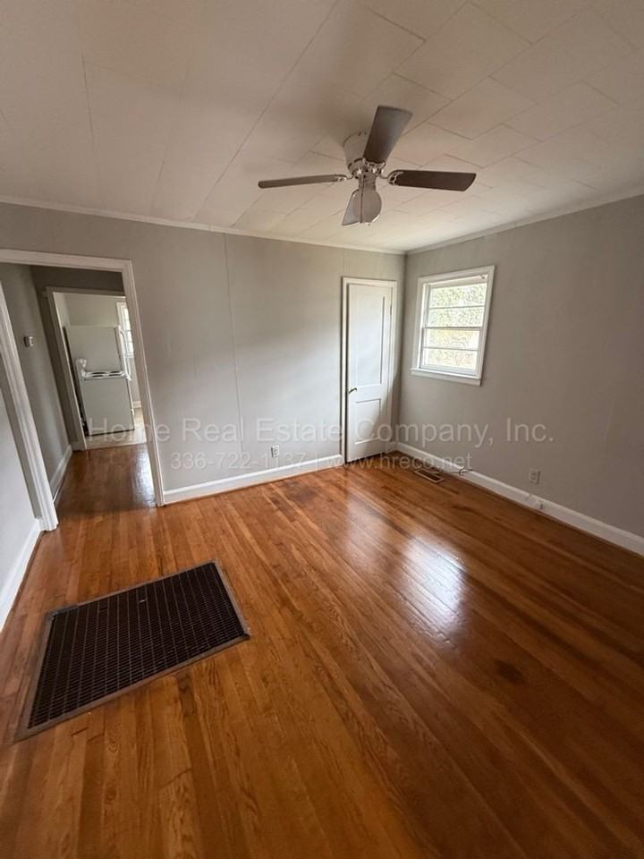 1505 Williamson St - Photo 4 of 7