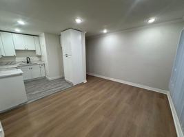 featured image of 1171 N Kenmore Ave