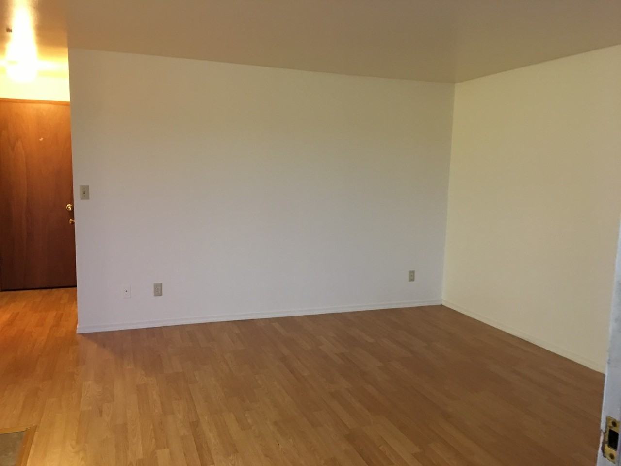 Viking Apartments - Photo 2 of 10