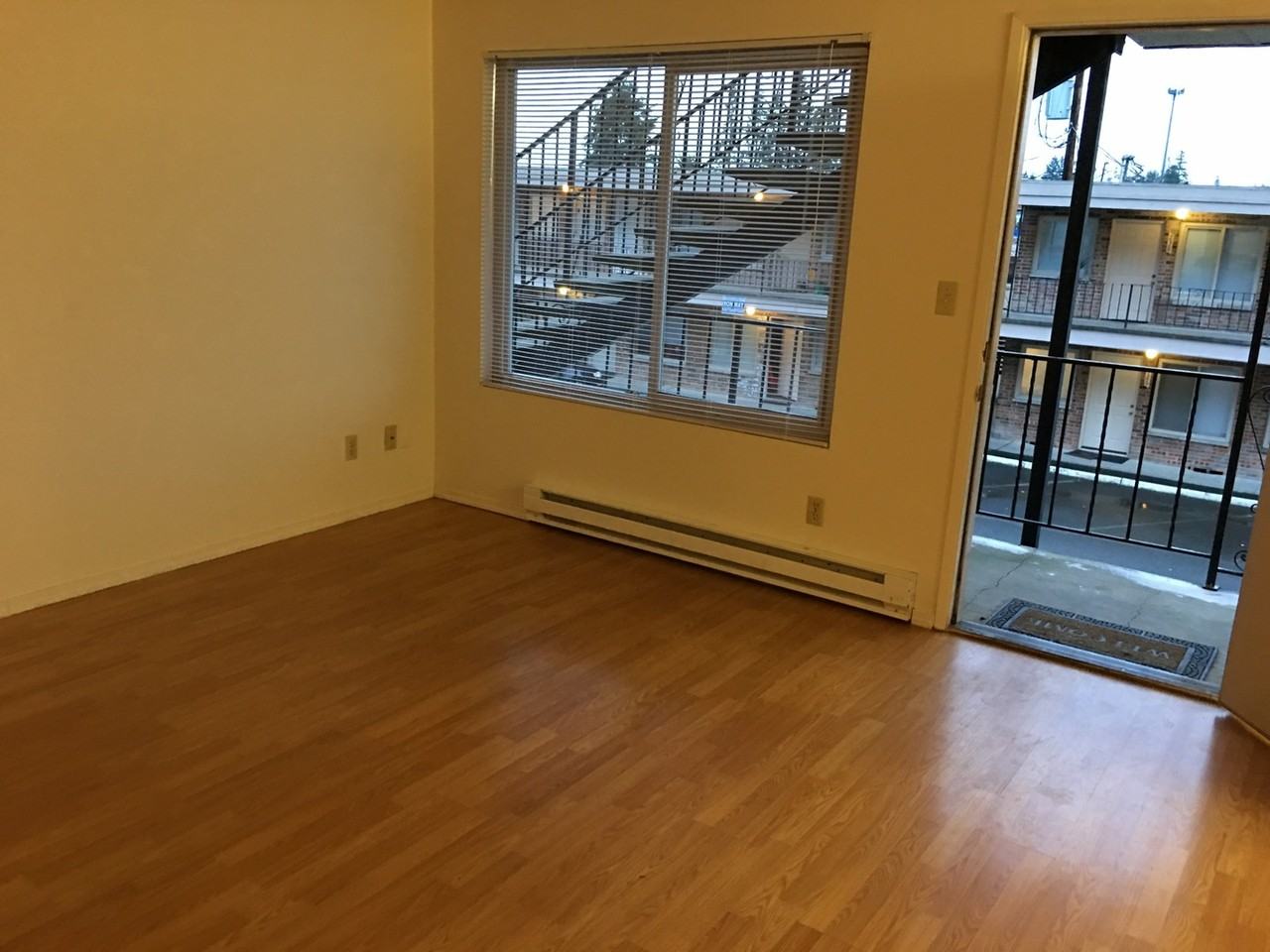 Viking Apartments - Photo 3 of 10