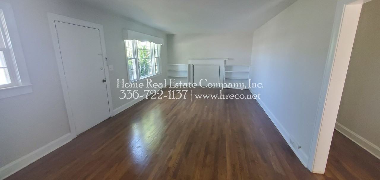 4013 Indiana Ave - Photo 2 of 10