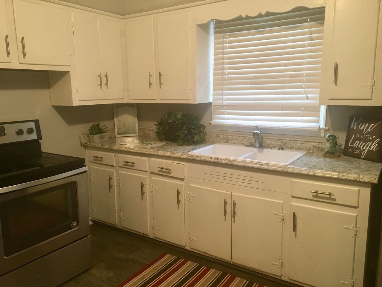 827 N Weldon St - Photo 3 of 23