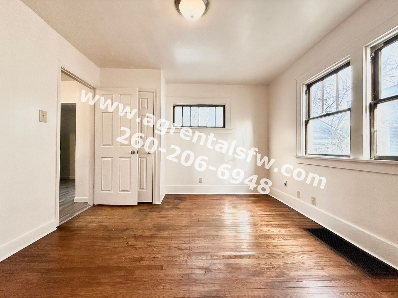 4129 S Clinton St - Photo 5 of 15