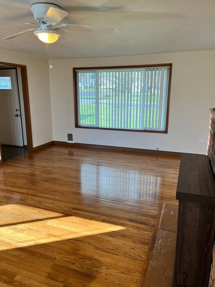 185 Sw 3rd Ave - Photo 6 of 22