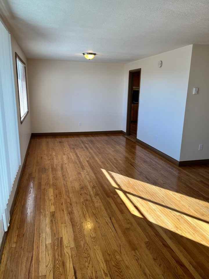 185 Sw 3rd Ave - Photo 7 of 22