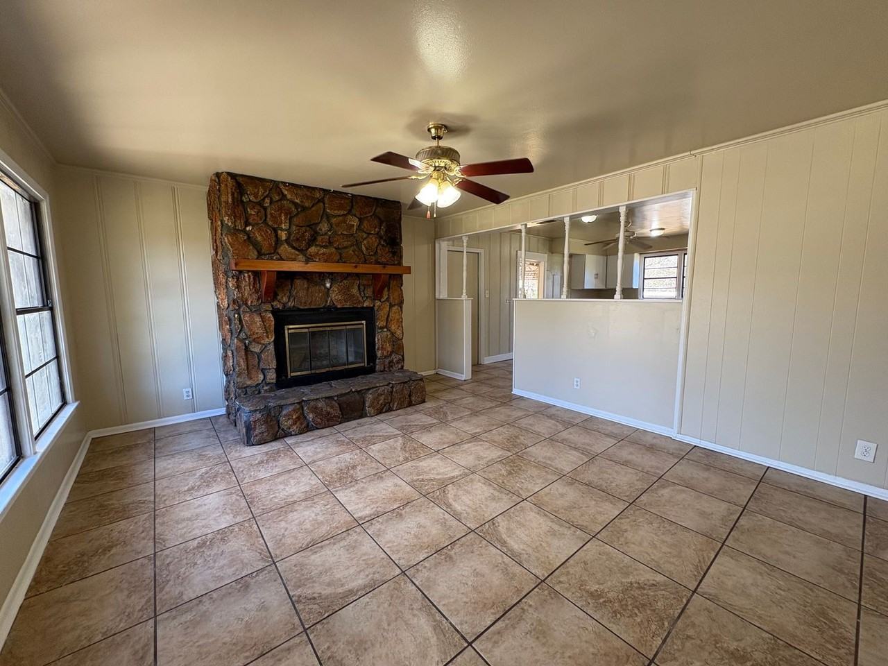 8921 Ferndale Ln - Photo 3 of 23