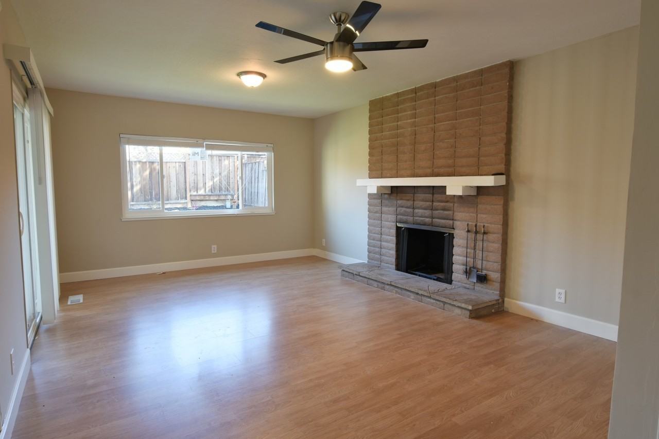 3475 Grossmont Dr - Photo 6 of 18