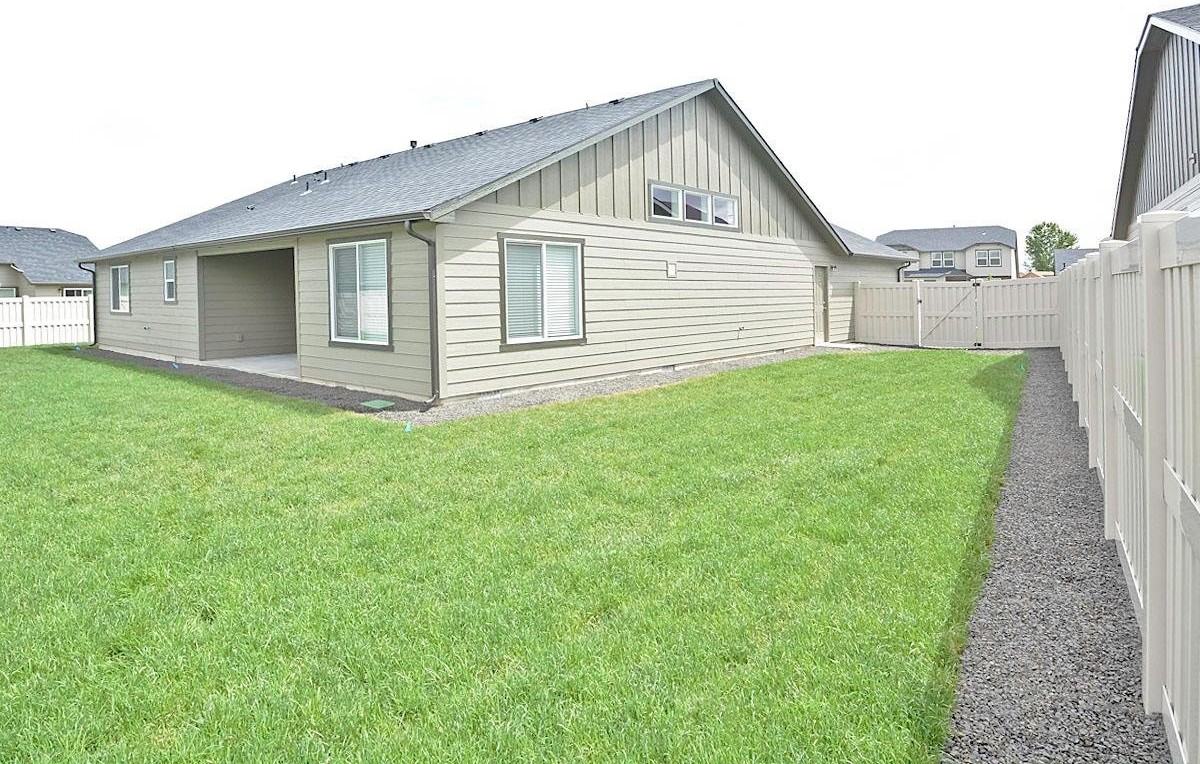 4747 S Highcliff Pl - Photo 3 of 22