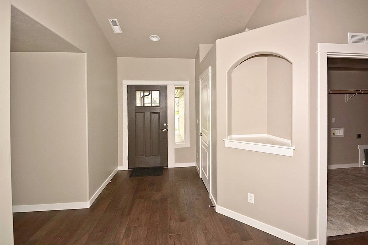 4747 S Highcliff Pl - Photo 5 of 22