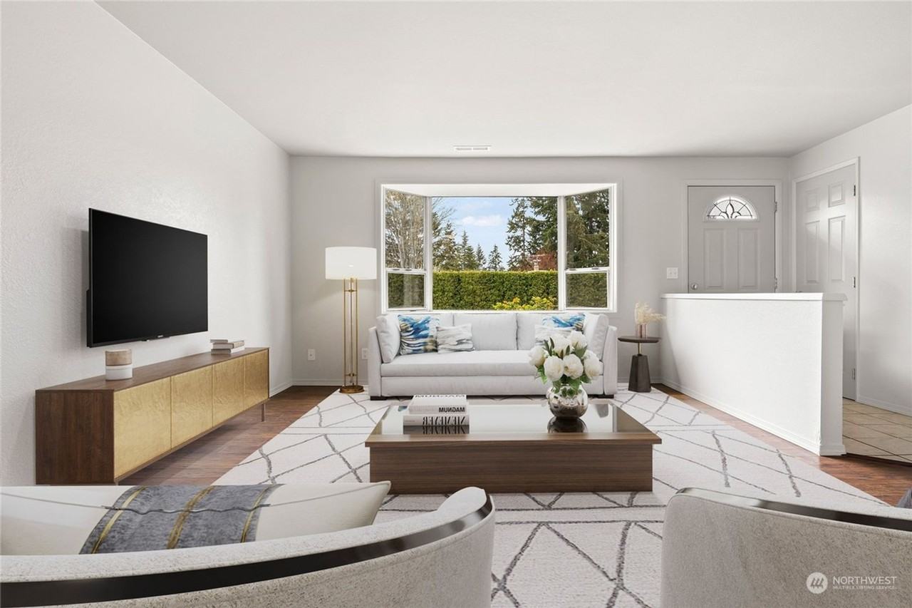 12916 Se 162nd St - Photo 3 of 26