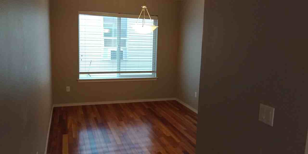 2132 Bobs Hollow Ln - Photo 7 of 13