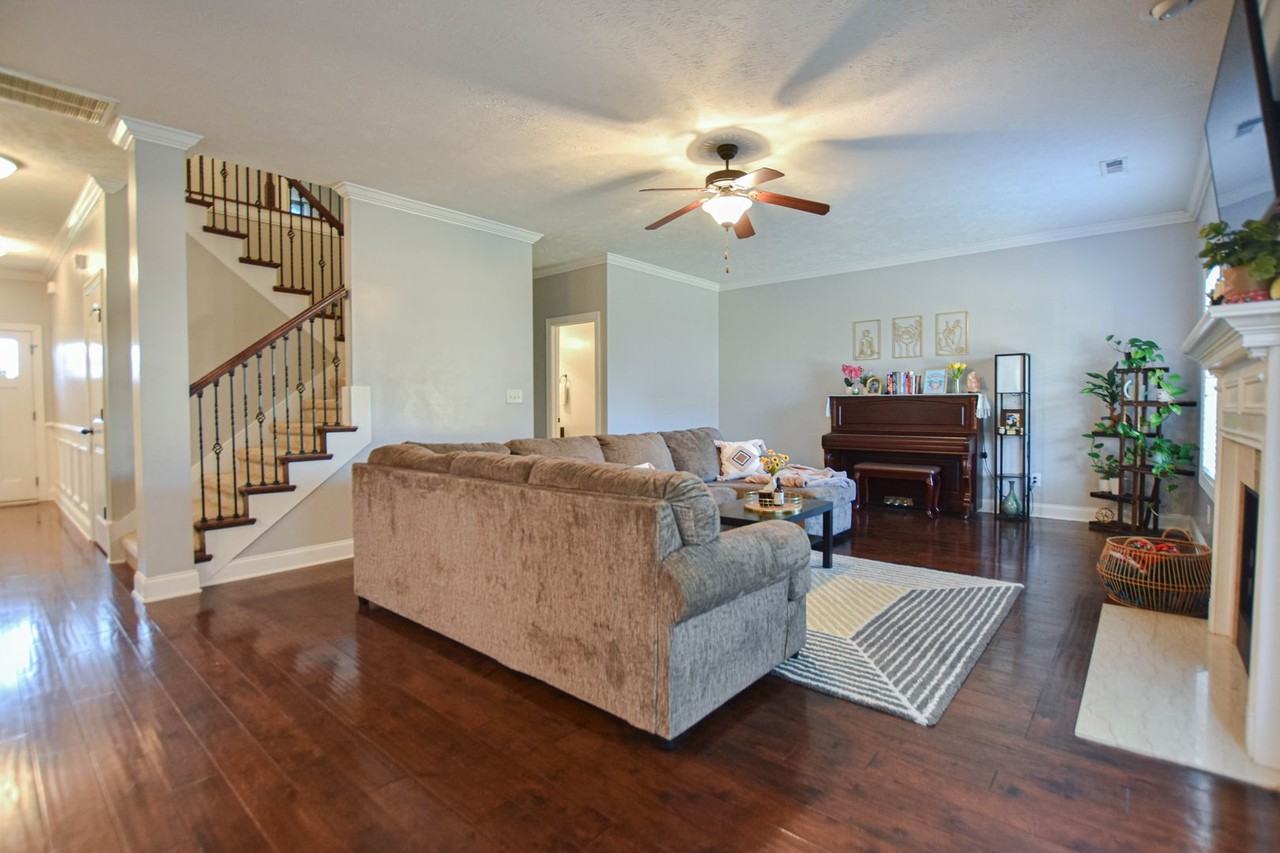 1957 Sunset Meadows Way - Photo 4 of 21