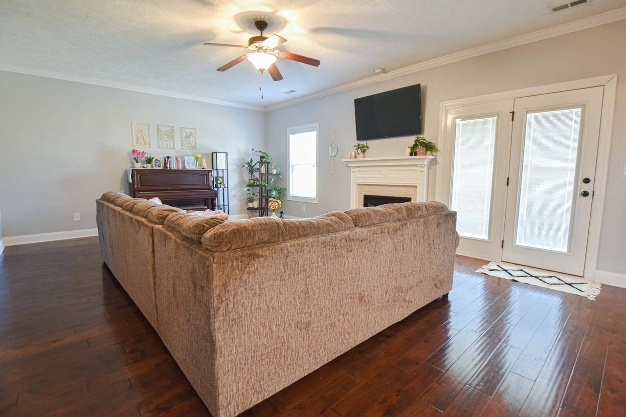 1957 Sunset Meadows Way - Photo 6 of 21