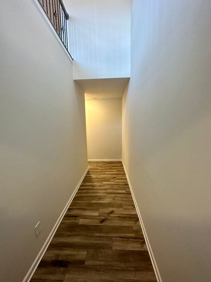 14039 Martin Hill Way #8 - Photo 3 of 15