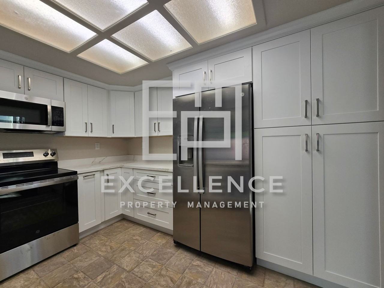 20710 Garden Manor Ct - Photo 4 of 19